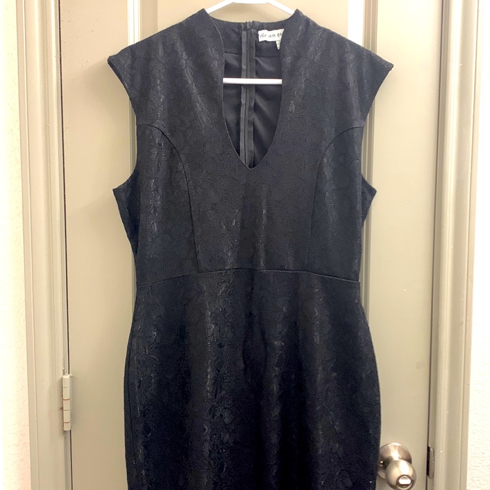 Little black dress ; LBD